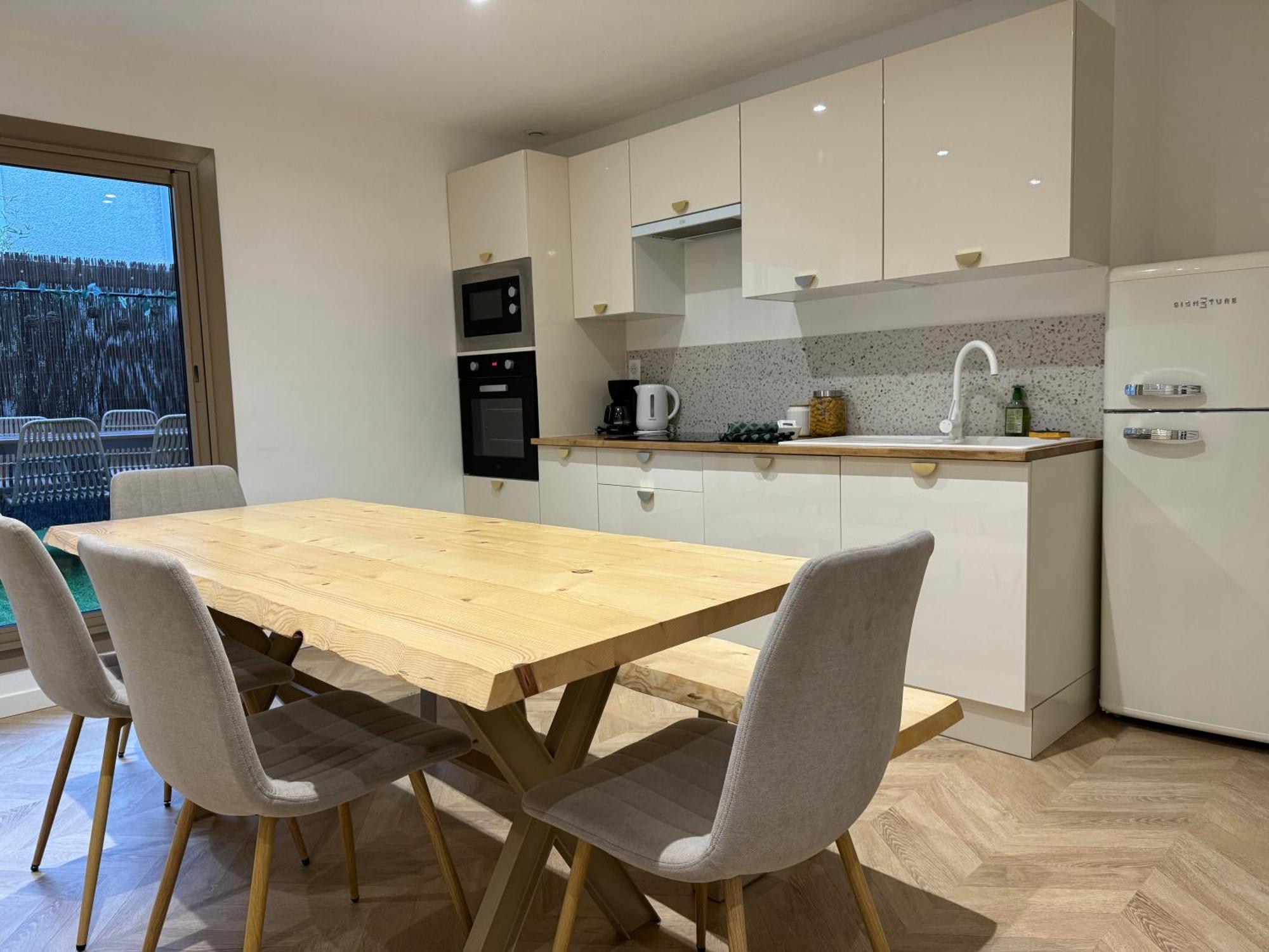 Апартаменты Le Rive Droite - Gare Centre - Wifi - Terrasse - Face Remparts Авиньон Экстерьер фото