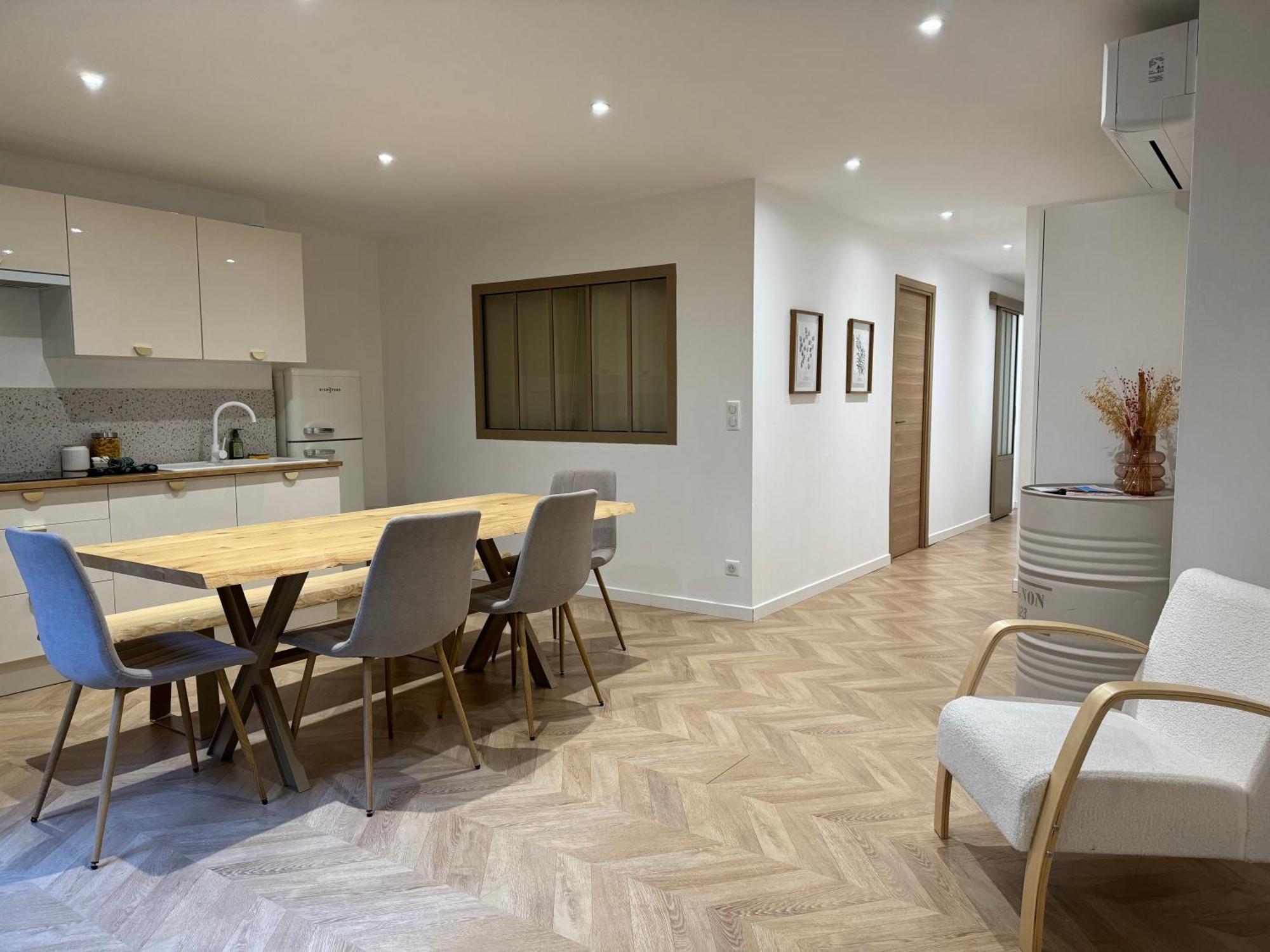 Апартаменты Le Rive Droite - Gare Centre - Wifi - Terrasse - Face Remparts Авиньон Экстерьер фото