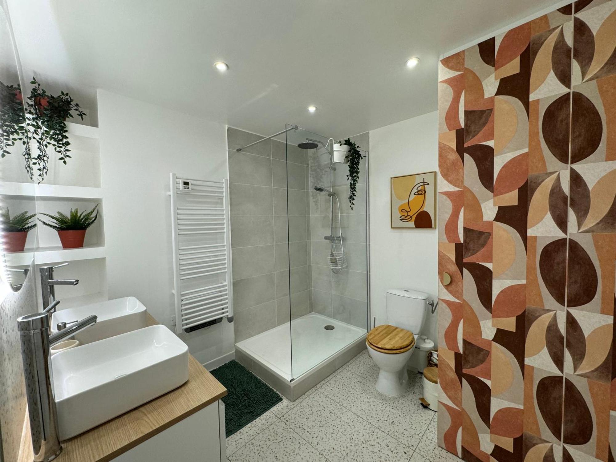 Апартаменты Le Rive Droite - Gare Centre - Wifi - Terrasse - Face Remparts Авиньон Экстерьер фото