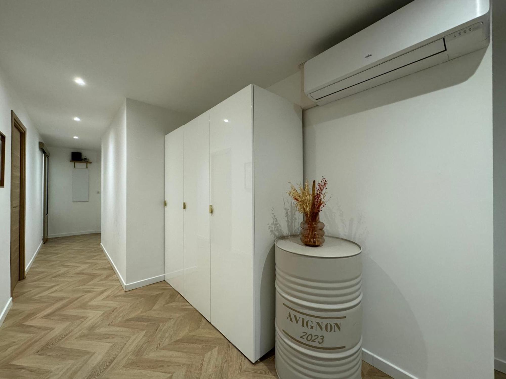 Апартаменты Le Rive Droite - Gare Centre - Wifi - Terrasse - Face Remparts Авиньон Экстерьер фото