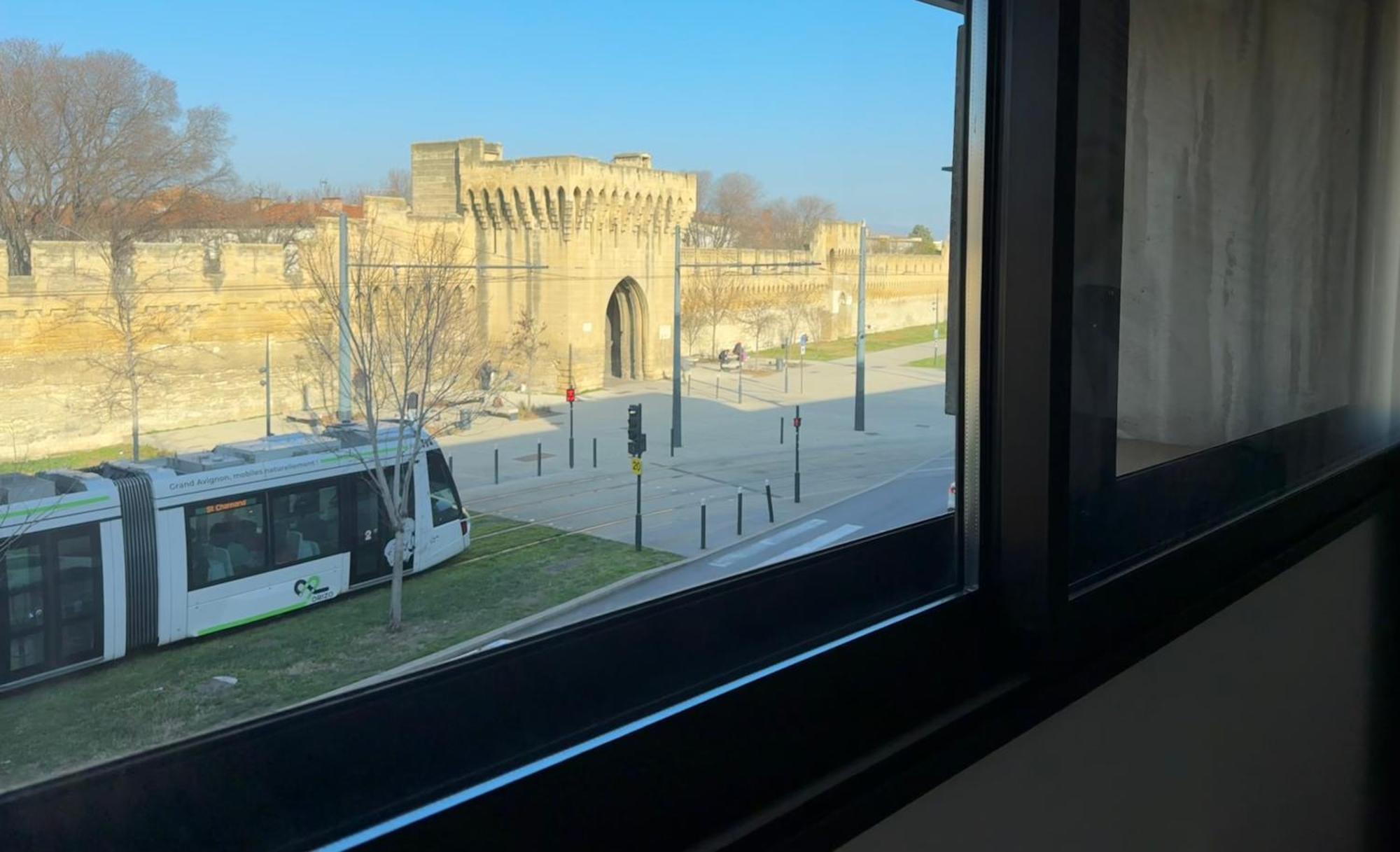 Апартаменты Le Rive Droite - Gare Centre - Wifi - Terrasse - Face Remparts Авиньон Экстерьер фото